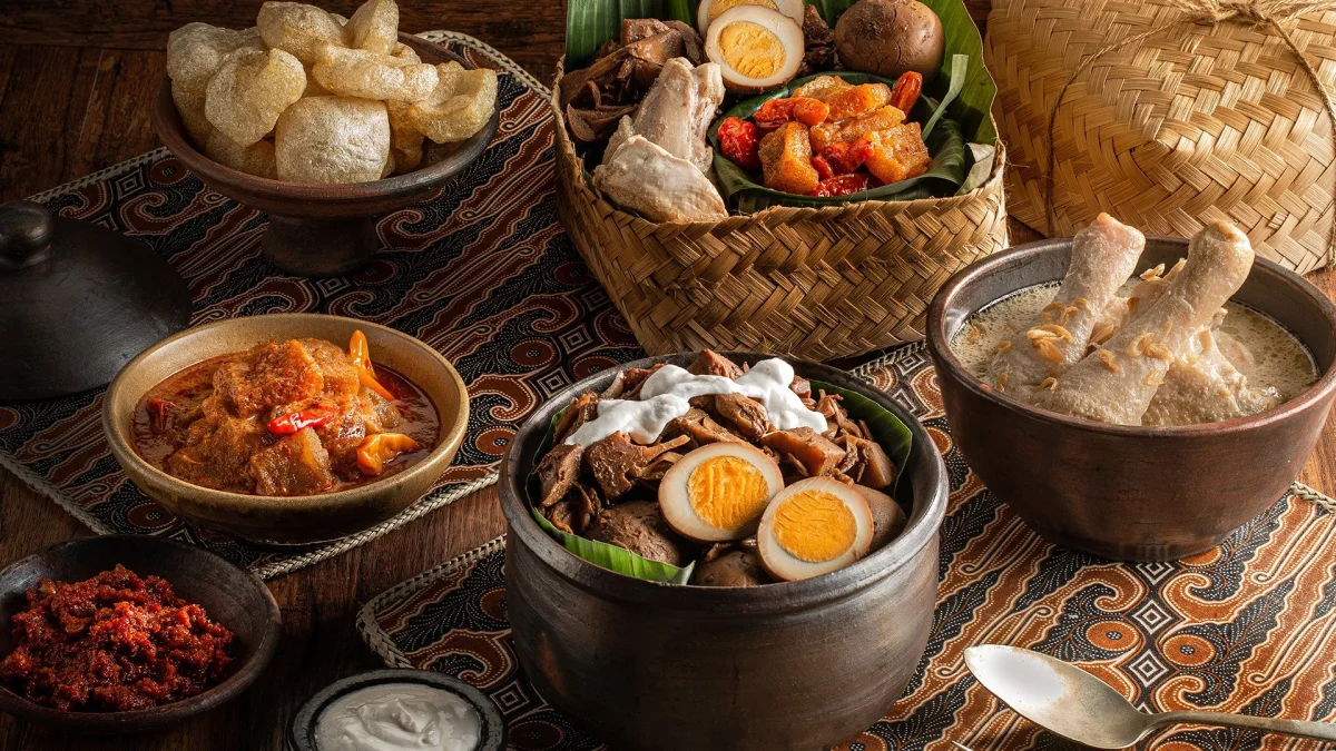 Die kulinarische Seele von Yogyakarta: Von Gudeg bis Kopi Joss
