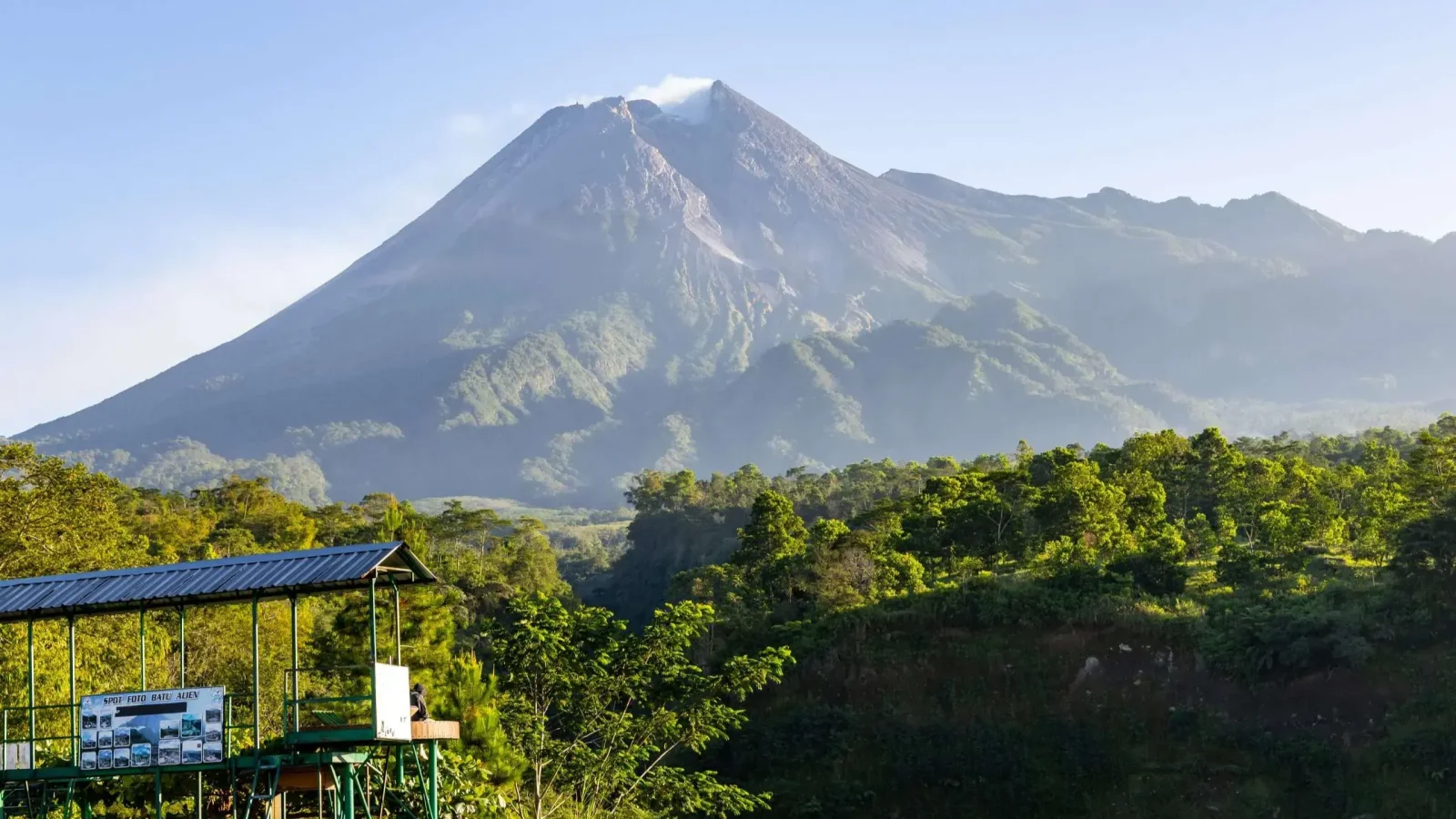 Paseo por la naturaleza en la terraza de arroz del templo Selogriyo y recorrido en jeep por el monte Merapi - Image 8