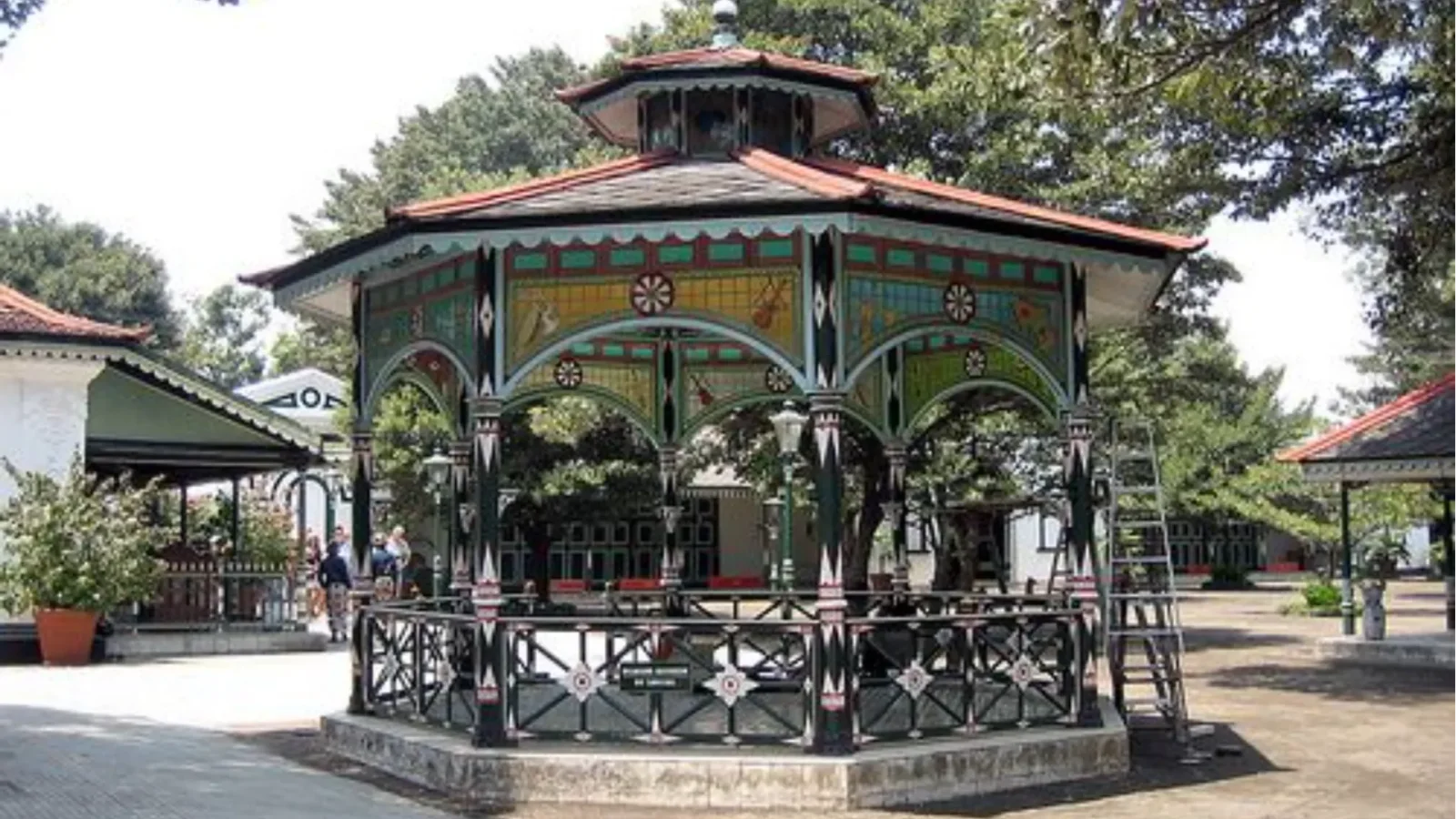 Yogyakarta City Highlights and Mount Merapi Jeep  4WD Tour