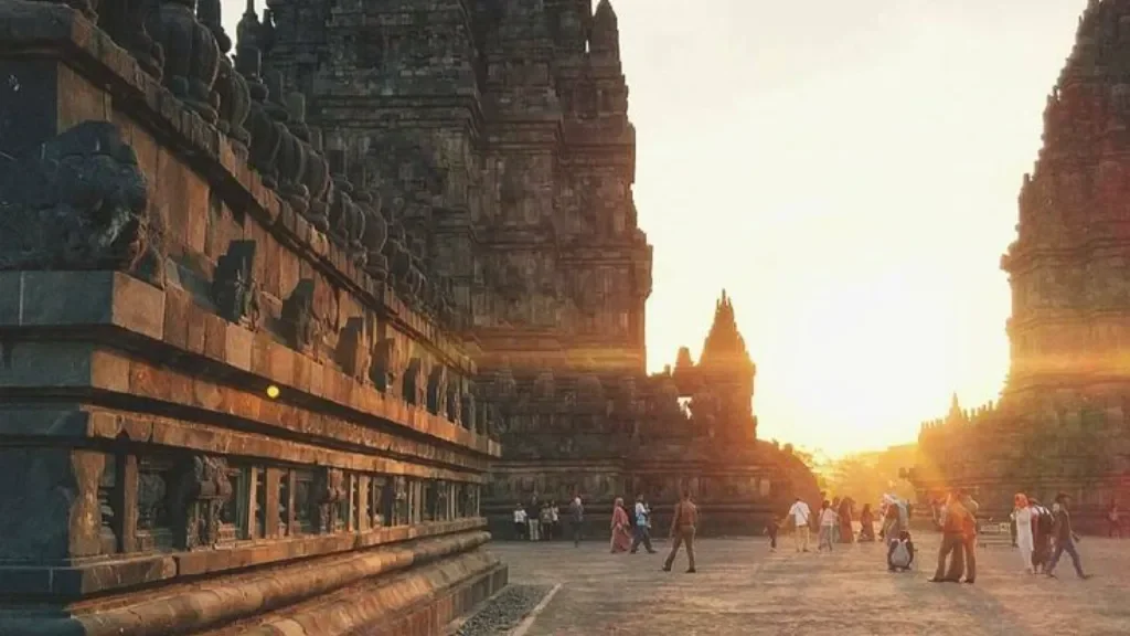 Prambanan Temple Sunset Half-Day Guided Tour - Image 7