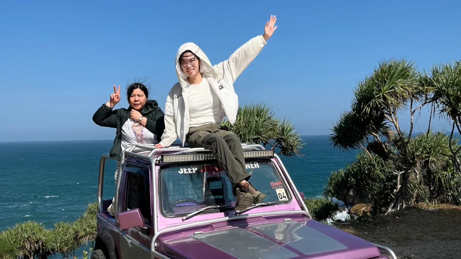 Yogyakarta Sunrise Tour dan Pengalaman Gondola Pantai Timang