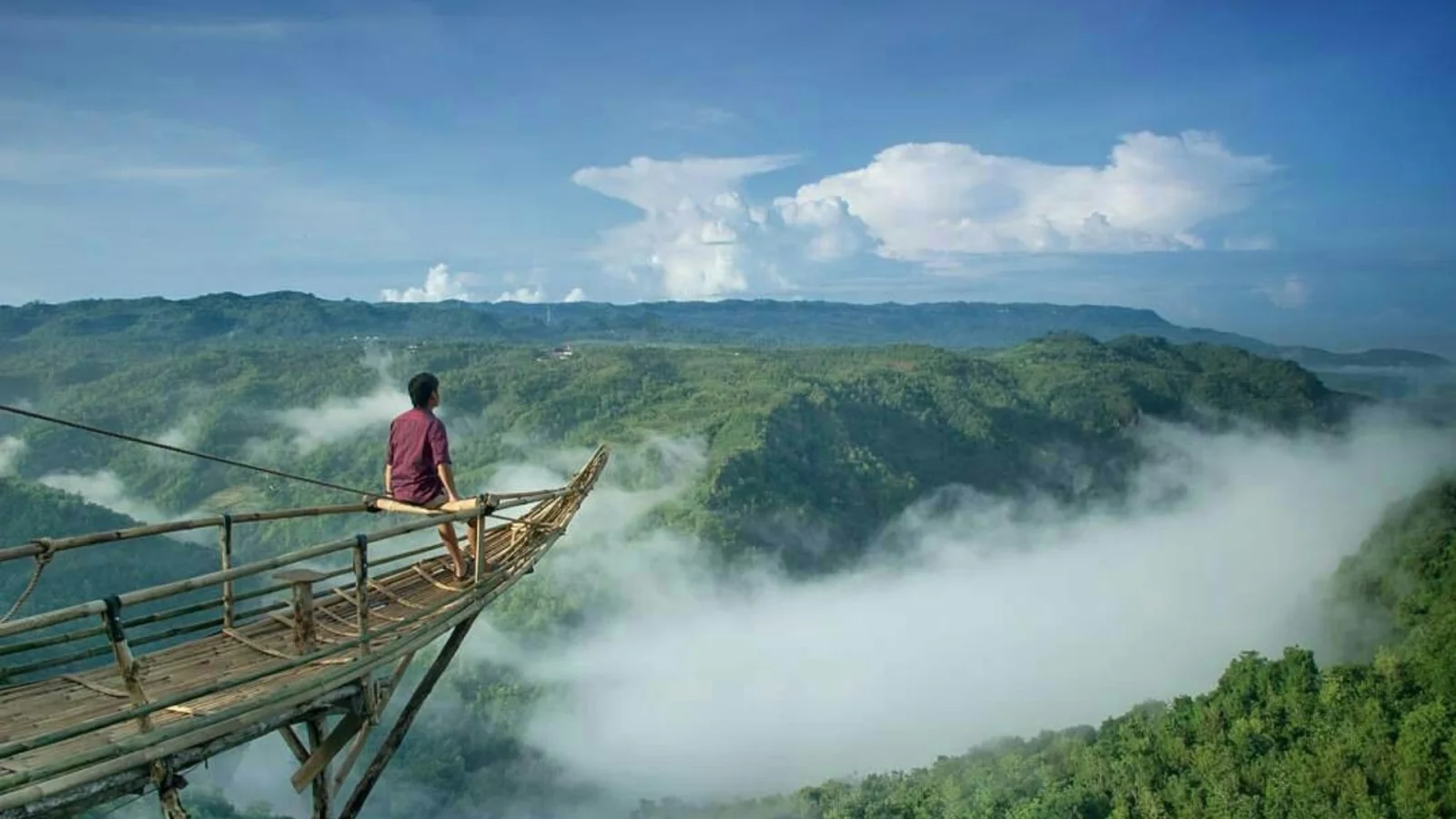 Yogyakarta Sunrise Tour dan Pengalaman Gondola Pantai Timang - Image 7