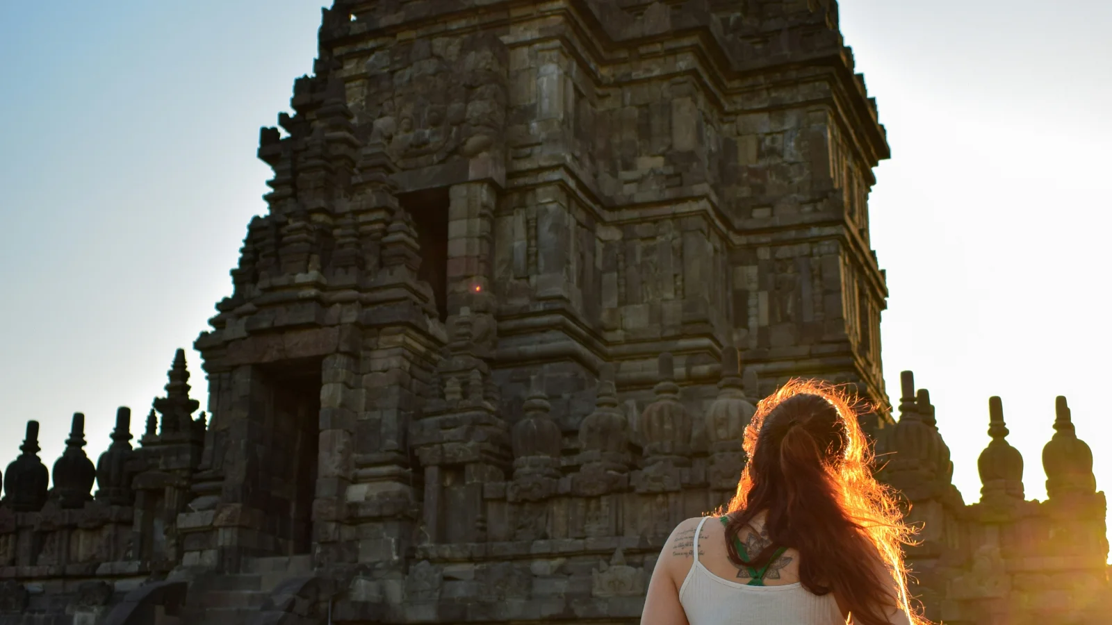 Yogyakarta Borobudur Climb-up and Prambanan Temple One Day Tour - Image 5