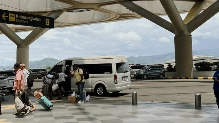 Borobudur Temple Tour from Yogyakarta International Airport