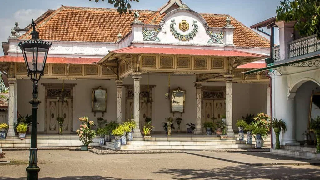 Yogyakarta Sultan Palace Tour Packages and Travel Destinations in Indonesia