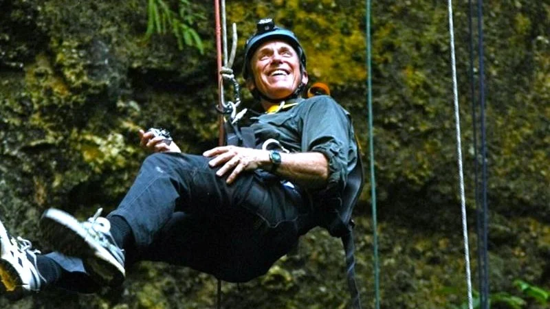 Vertikales Abenteuererlebnis in der Jomblang-Höhle