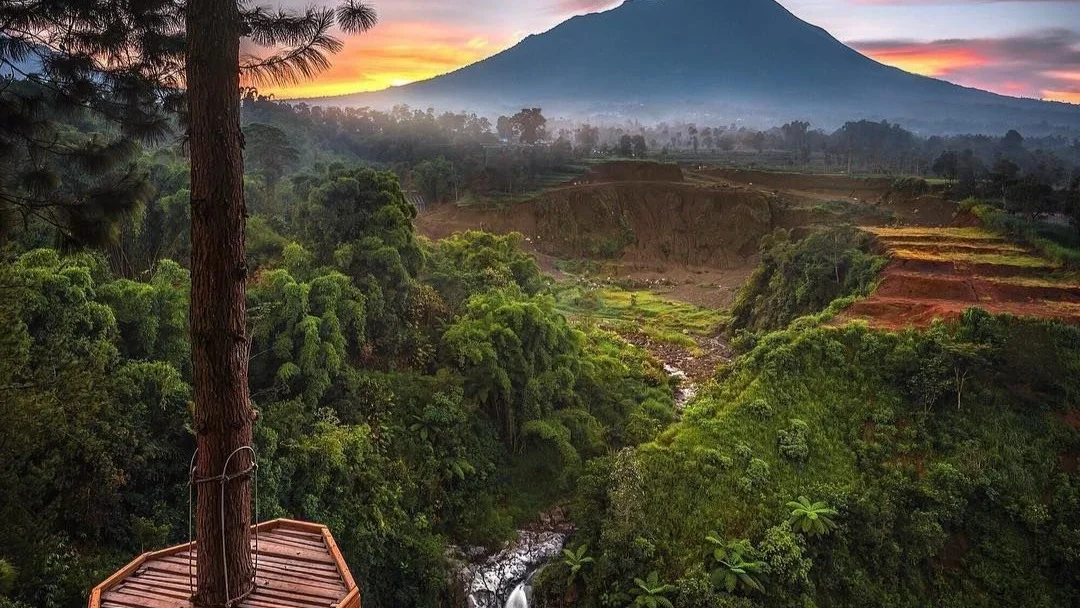 Kedung Kayang Waterfall Sunrise Experience