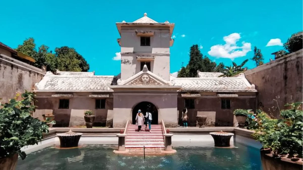 Taman Sari Water Castle Experience
